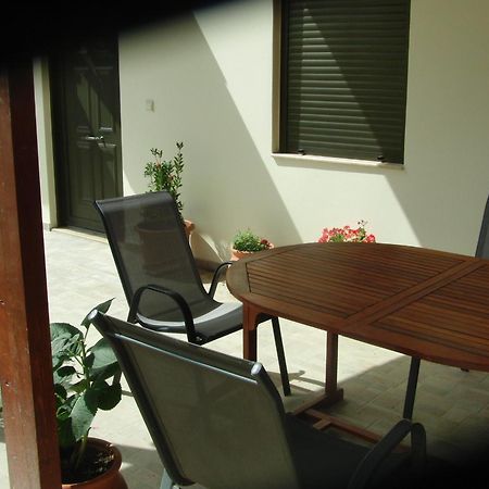 Artemis Appartments Pitsidia Zewnętrze zdjęcie