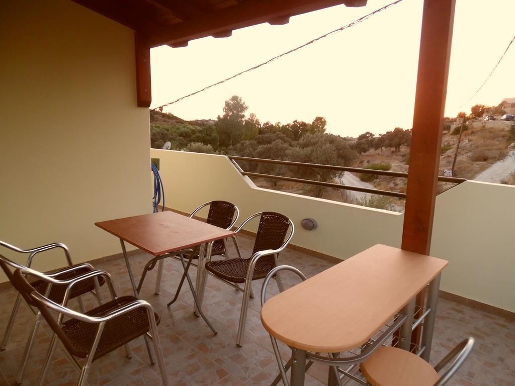 Artemis Appartments Pitsidia Zewnętrze zdjęcie