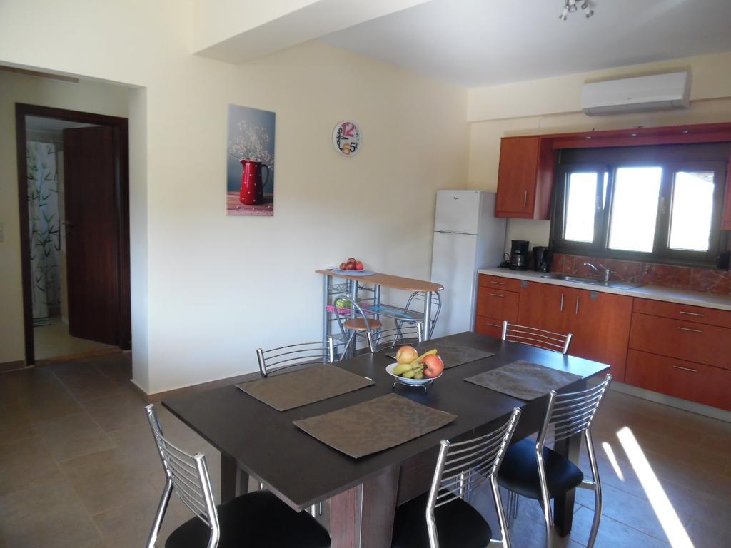 Artemis Appartments Pitsidia Zewnętrze zdjęcie
